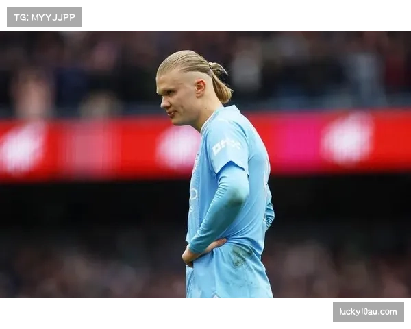 哈兰德中路牵制创造进攻空间 曼城边中结合战术趋于成熟